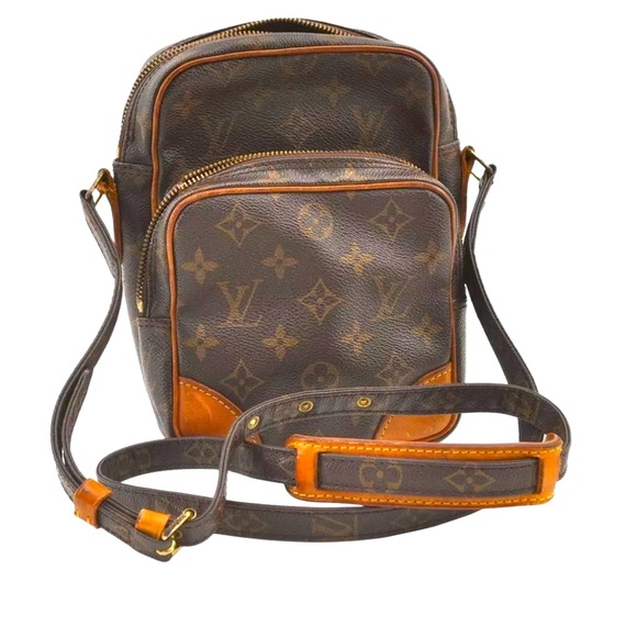 Authentic LOUIS VUITTON AMAZON CROSS BODY SHOULDER BAG MONOGRAM - Picture 2 of 13